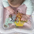 Miniatyrbild 4 av 6: Vattentäcke för baby - DISNEY BABY - PRINSESSER - Sensoriskt och utvecklande spel - Uppblåsbart - Från födseln - Lätt att rengöra