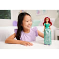 Pikkukuva 2 / 6: Ariel Doll 29 cm, Mattel Disney Princess Doll -sidos ja tarvikkeet HLW10 Flerfärgad