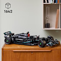 Pikkukuva 2 / 6: LEGO Technic 42171 Mercedes-AMG F1 W14 E Performance, kopio, työpöydän koristelu
