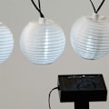 Pikkukuva 1 / 2: LED-aurinkoketju - Määrittelemätön - 4,5 m - Kylmä valkoinen - Musta kaapeli - Ulkoilma-puutarha Svart