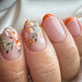 Miniatyrbillede 1 af 5: 24 stk. Tryk på negle, korte mandelformede, franske spidser, falske negle, orange blomster, lim på negle med elegant design, ovale akryl fuld dækning efterårs-stick