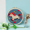 Miniatyrbild 2 av 5: Serie av Scenery Punch Needle Broderi Starter Kits Punch Needle Verktyg Trådare Tyg Broderi Båge Garn Matta Punch Needle Horse 9.45 x 8.94 x 0.39