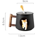 Pikkukuva 2 / 5: 3D Söpö Koirakahvimuki Keraamiset Teekupit Kannella ja Lusikalla Sarjakuva Shiba Inu Kuppi Upotettu Eläin Ulkopuolella Aamumuki 420ML Black