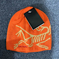Pikkukuva 1 / 2: ARC'TERYX Miesten Cap Casual Lämmin Talvihiihtolippis Orange