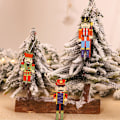 Miniatyrbild 5 av 5: 9 st julgranssmycken i trä med valnötsdesign C 9PCS