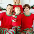 Miniatyrbild 1 av 2: Julpyjamas för Herrar, Damer och Barn - Familjematchande Julnattkläder Pyjamas Set Men L