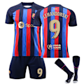 Miniatyrbild 1 av 3: Barcelona Hemmadräkt No. 10 Messi No. 9 Lewandowski Sportkläder Set Barn Pojkar Fotbollsutrustning Spårkläder Set Tröja Shorts Strumpor Jersey Outfit Sportkläder #9 22