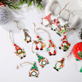 Miniatyrbild 4 av 5: 12 st julgranspynt i trä, hängande hantverk, jultomte, hängande dekoration C