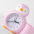 Miniatyrbild 3 av 4: Barnväckarklocka, Pingvin Pennahållare, Väckarklocka, Skrivbordsklocka, Sängbord Timer, Väckarklocka, Studentpresent - Rosa qd