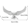 Miniatyrbillede 2 af 5: Harpiks religiøs statuette i form af en engel til haven