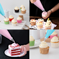 Miniatyrbilde 2 av 3: Pipingposer og tippsett, 100 stk sprøyteposer, engangssprøyteposer for kakedekorasjonssett tilbehør med frosting tipper, posebånd.etc.