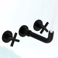 Miniatyrbilde 1 av 5: Matte sort veggmontert baderomsbatteri med dobbel servant