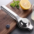 Miniatyrbillede 4 af 8: Granatæble Juicepresser i Rustfrit Stål - Manuel Citruspresser