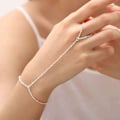 Miniatyrbilde 3 av 5: Sølv Enkel Håndkjede Perlet Fingerkjede Armbånd Delikat Slave Armbånd for Kvinner