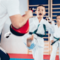 Pikkukuva 2 / 6: Par Taekwondo- ja Karate-nyrkkeilyhanskoja Sparringiin M