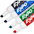 Miniatyrbilde 3 av 5: Expo Low-odor Chisel Point Dry Erase Marker Set, Designet for Whiteboards, Glass og de Fleste Ikke-porøse Overflater, 4 Fargemarkører