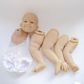 Miniatyrbild 2 av 4: 28 tum Reborn Toddler Dockkit Raya Livsstorlek Frisk Färg Mjuk Beröring Ej Färdig Docka
