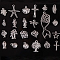 Miniatyrbild 4 av 4: Retro tibetanska hängen i blandad silverlegering