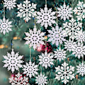 Miniatyrbillede 2 af 5: 36 Pakke Hvide Plast Snefnug Dekorationer Jul Vinter Dek
