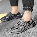 Pikkukuva 4 / 4: Nya Beach Foam Runners -sandaalit unisex mustat black 42