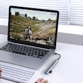 Pikkukuva 4 / 4: INF USB3.0 - USB2.0/3.0 USB-hubi 7 portilla Sølvgrå