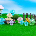 Miniatyrbild 6 av 8: 10 st färgglada glödande små svampar minifigurer miniatyr L