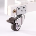 Miniatyrbillede 2 af 2: L-formet møbelhjul, roterende blødt gummi, roterende universalhjul til barneseng og vogn 1inch