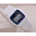 Pikkukuva 2 / 3: Luksus Klassinen Digitaalinen Kello F-91W Unisex Retro Vintage Urheilun LED Vedenkestävä [LGL] white