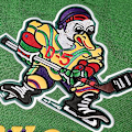 Pikkukuva 4 / 4: SQCLV Herr Mighty Ducks 96 Charlie Conway 99 Adam Banks 33 Greg Goldberg Elokuva Jääkiekkopaita Vihreä 96  XXL