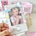 Pikkukuva 3 / 6: INS Kpop Fotokortikotelo 3 tuumaa Akryyli Fotokehys Idol Foto Näyttöjalusta Foto Ainutlaatuinen Suunnittelu Kortin Suojaava Kotelo 포토카드 액자 S7