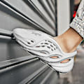 Pikkukuva 3 / 4: Nya Beach Foam Runners -sandaalit unisex valkoiset white 37