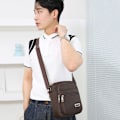 Miniatyrbillede 9 af 10: Herr Crossbody-tasker Axelpose BLÅ 4 DRÆKDRÅGOR 4 DRÆKDRÅGOR blå 4 zippers-4 zippers blue