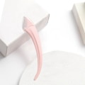 Miniatyrbild 2 av 3: 1 Moon Cut Eyebrow Razor och 1 Eyebrow Razor med Eyebrow Scissors och Comb
