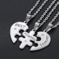 Miniatyrbillede 4 af 5: Sæt med 3 stk. rustfri halskæder med hjerteformede puslevedhæng med teksten  \"Best Friends Forever \", sølv, guld, sort