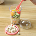 Miniatyrbilde 5 av 5: Grønnsaks- og fruktsalatkopp med skje, lokk, frokostkopp, yoghurtkopp, bærbar melkekopp, havregrynkopp, rosa