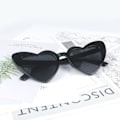 Miniatyrbilde 2 av 5: Hjerteformede solbriller for kvinner, retro cat eye mote solbeskyttelse UV retro briller