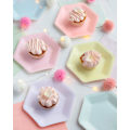 Miniatyrbild 3 av 5: Talking Tables Pack med 12 (18 cm) engångstallrikar i hexagonform i färgat papper