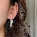 Miniatyrbilde 3 av 5: Fashion Cross Curved Earrings, Curved Stick Front Back Linear Drop Earrings