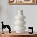 Miniatyrbillede 4 af 5: Beige vase lavet af keramisk blomster vase moderne med donut design