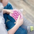 Pikkukuva 7 / 7: Pop It Game - Pop It Pro Light Up Game Quick Push Fidget Game HZR Pink Rosa Kanin