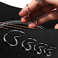 Miniatyrbild 2 av 5: Butterfly Plektrum Gitarrplektrum, Metallfingerplektrum för Akustisk Gitarr, Fingerplektrum & Tumplektrum Set för Akustisk (Silver, 4 st)