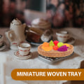 Pikkukuva 2 / 5: 2 kpl Miniatyyri Kudottu Tarjotin Mini Talo Leivän Hedelmäkori Pieni Talo Tarvikkeet Kahvi 4.2x0.5cm Coffee 4.2x0.5cm