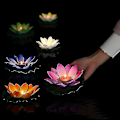 Miniatyrbillede 1 af 4: 10 stk. Multifarvede Silke Lotus Lanterne Lys Flydende Lys Pool Dekorationer Ønske Lys