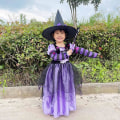 Pikkukuva 2 / 5: Halloween-noidanmekko hatulla lapsille, violetti satumainen noitapuku, naamiaisasu