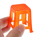 Pikkukuva 5 / 5: 4 kpl Miniatyyrijakkarat Mini-tuolit Nukkekotihuonekalut Mini-talon sisustuslisävarusteet Punainen 3,4x4cm