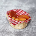 Miniatyrbillede 2 af 4: Mini Møbler Mini Hus Ornament Mini Bambuskurv Brød Mini Hus Tilbehør Brødkurv 4X5cm 4X5cm