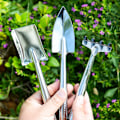 Miniatyrbilde 5 av 5: 3-delt Mini Hageplanteverktøysett Rustfritt Stål Liten Spade Rake Spatel Hagesett Lett Håndsparkel Omplanting