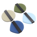 Pikkukuva 2 / 3: 4 kpl Kolmiomainen Pölyhöyhen Naisten Meikkihöyhen Löysä Pölyhöyhen Höyhen Meikkisieni Sekalaiset Värit 5,5x5,5cm Assorted Color 5.5x5.5cm