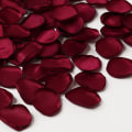 Miniatyrbilde 2 av 5: Roseblader for Valentinsdagdekor, Separert Klar til Bruk Myke Silkeblomsterblader for Bryllup Blomstjentekurv, Bord