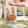 Pikkukuva 3 / 5: Halloween-lippu Gnome-kasvottomalla nukella Kurpitsa Puutarhalippu Maalaistalon Lomapuutarha Piha Parveke Ikkuna Koristelu Tyyli 9